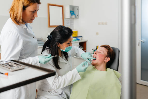 Best Emergency Dentist for Lost Fillings or Crowns in Groesbeck, OH